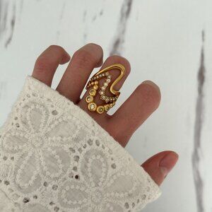 Sku:‎ 0408 gold ring with zircon stone made of stainless steel 14k plate